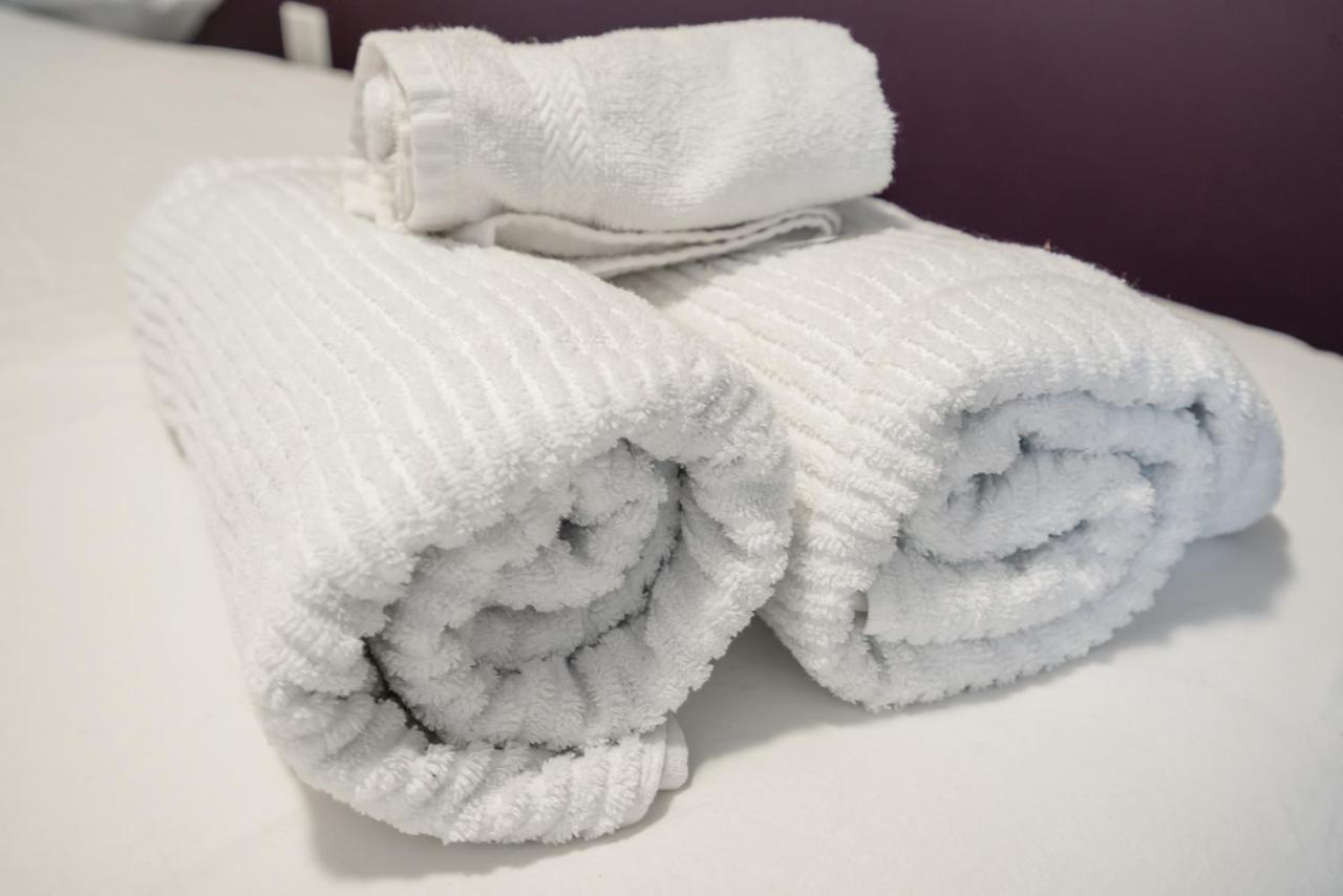 Waterfall Wonderstay 3 Beds 2 Bathroom Condo Niagara Falls Eksteriør billede